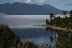 Lake Brunner im Morgennebel