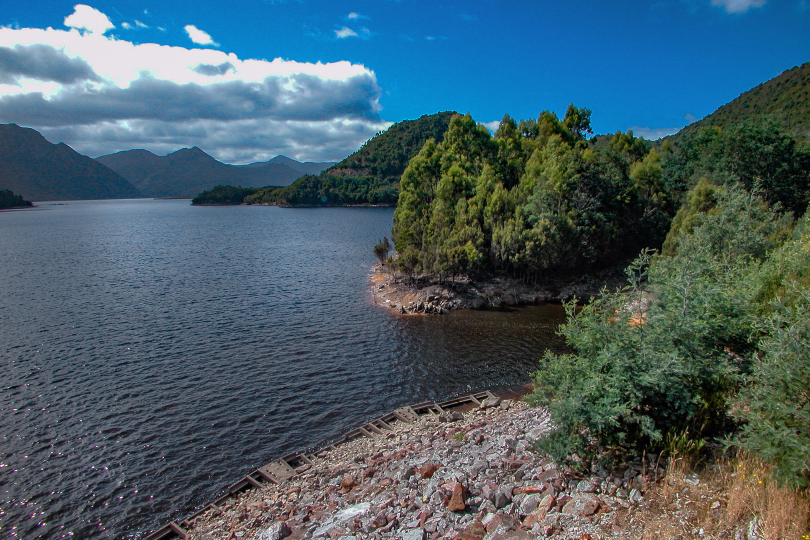 Lake Burbury