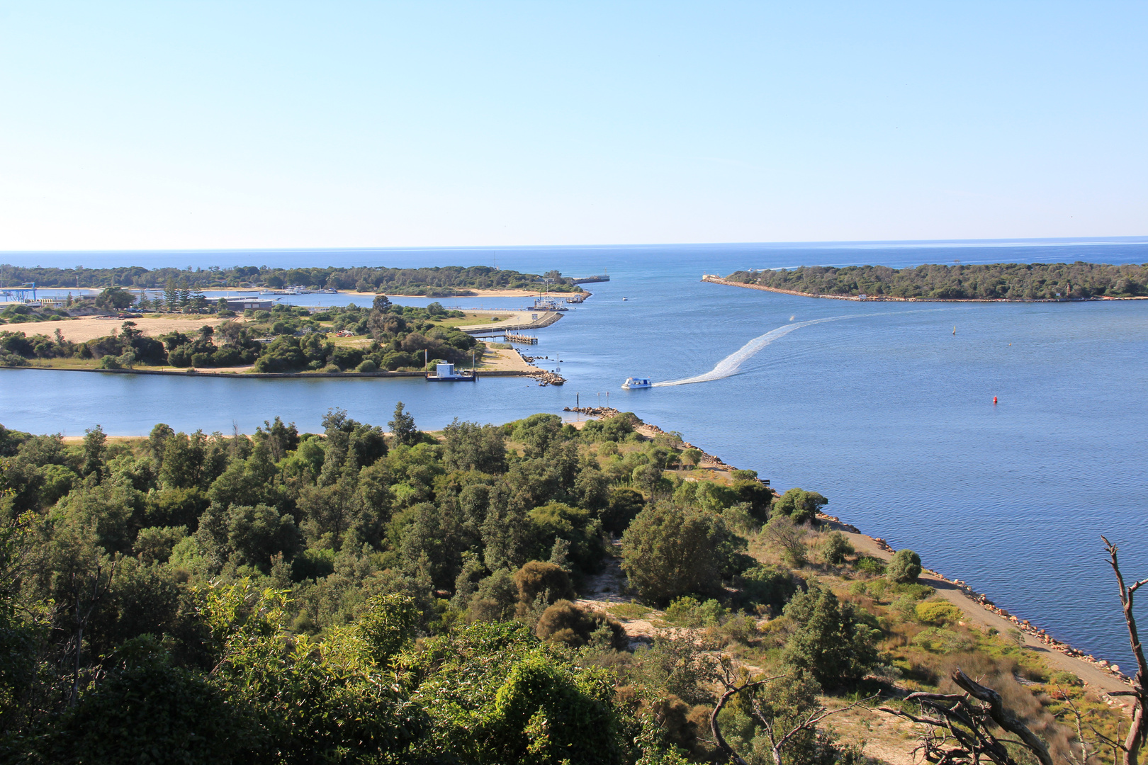 Lake entrance Victoria Australia