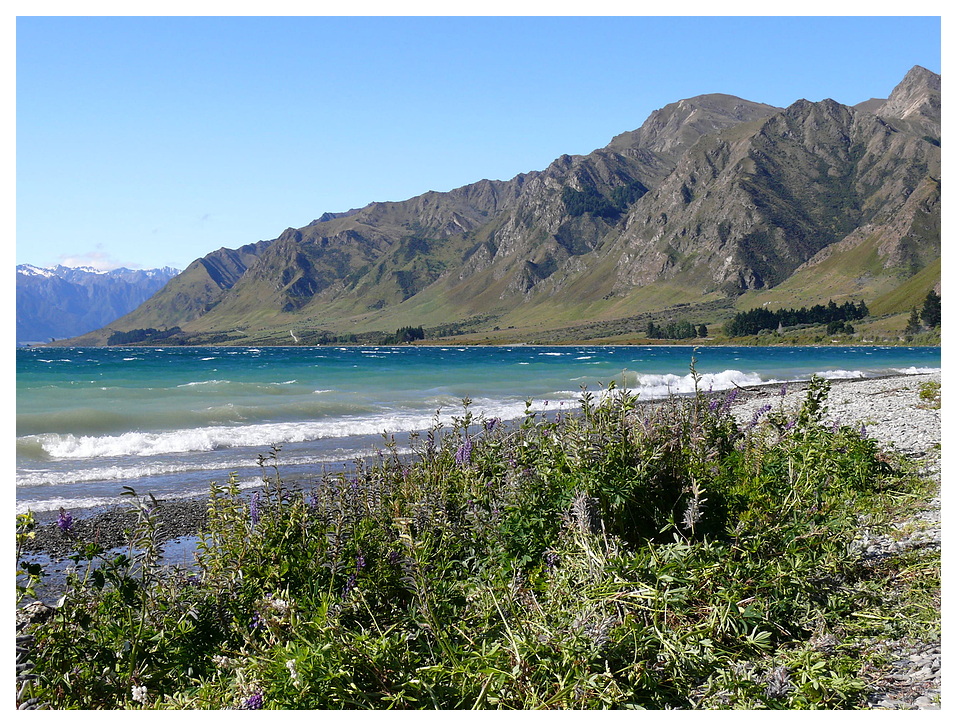 Lake Hawea ...