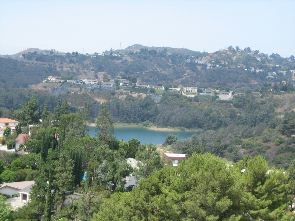 Lake Hollywood