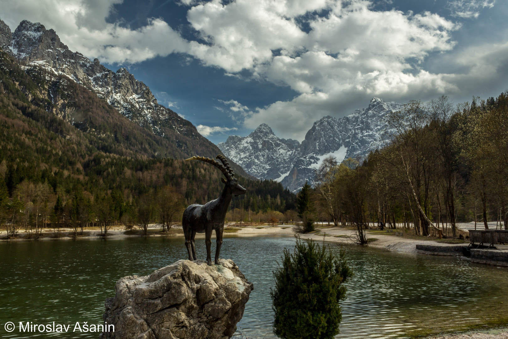 Lake Jasna