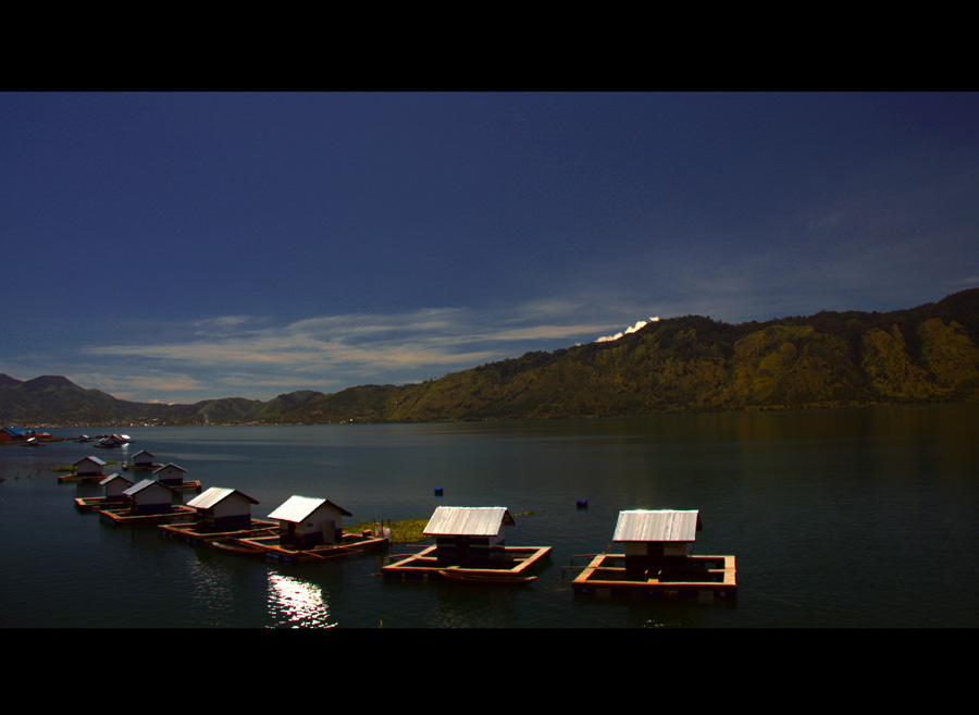 lake laut tawar