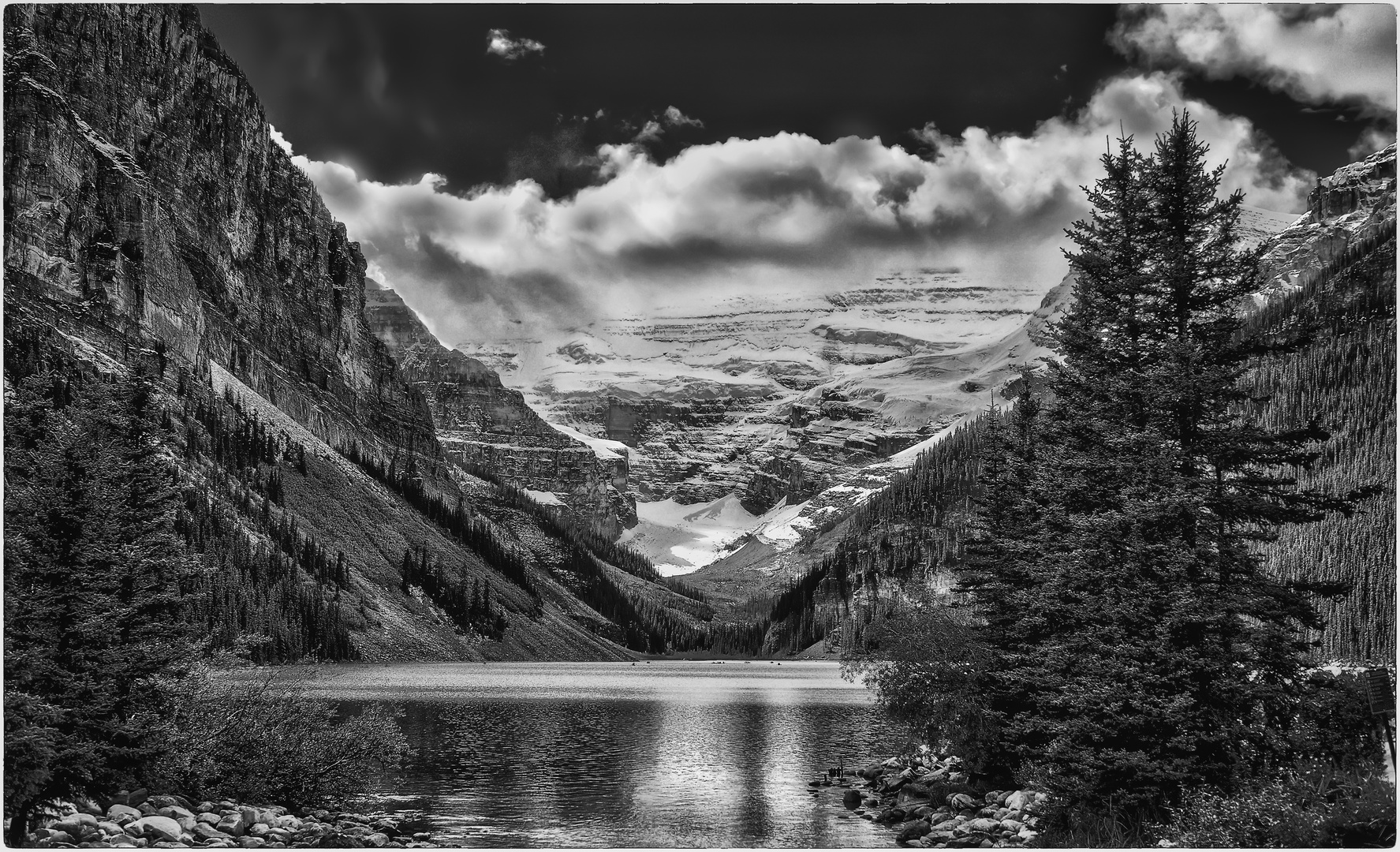 Lake Louise_sw