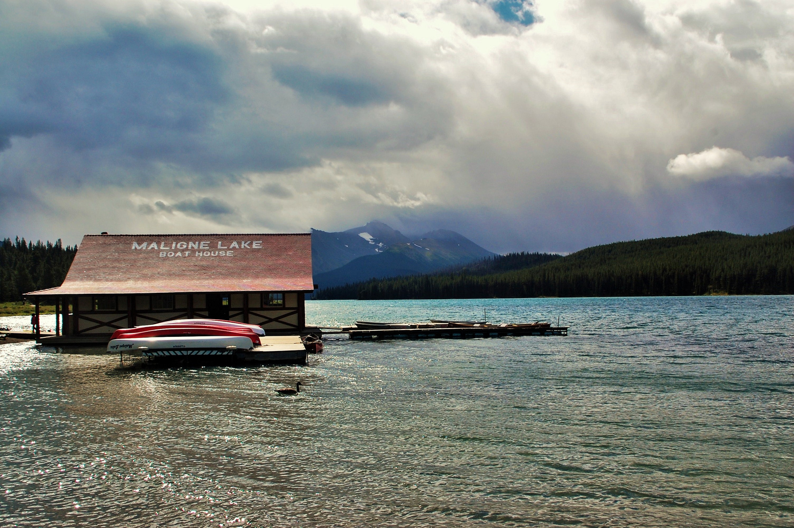 Lake maligne