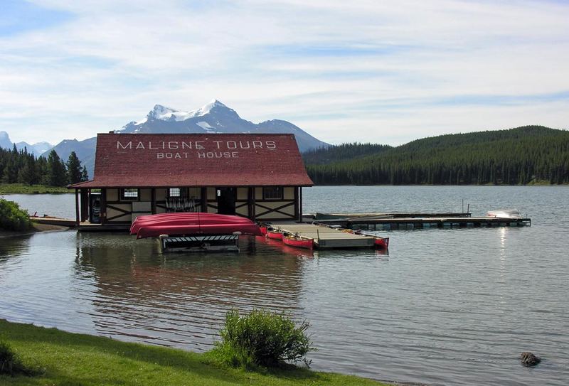 Lake Maligne, Alberta