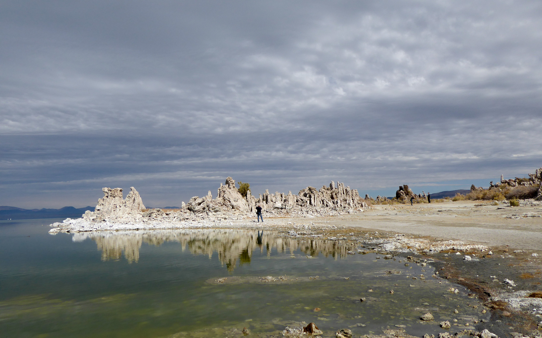 Lake Mono, do not belong to here