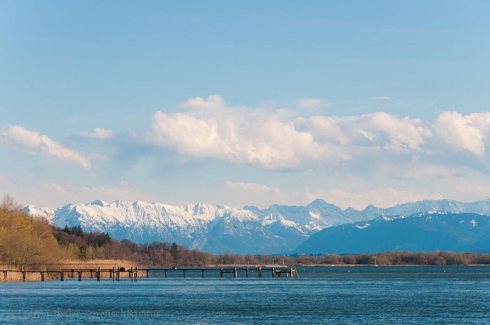 Lake & Mountains