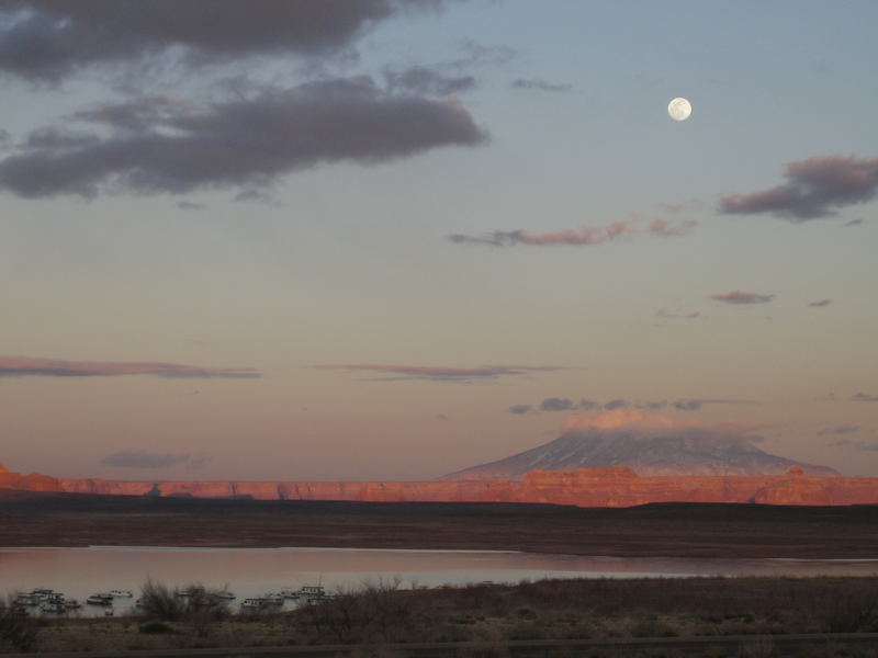 Lake Powell - Blick auf Mount Navajo bei Sonnenuntergang