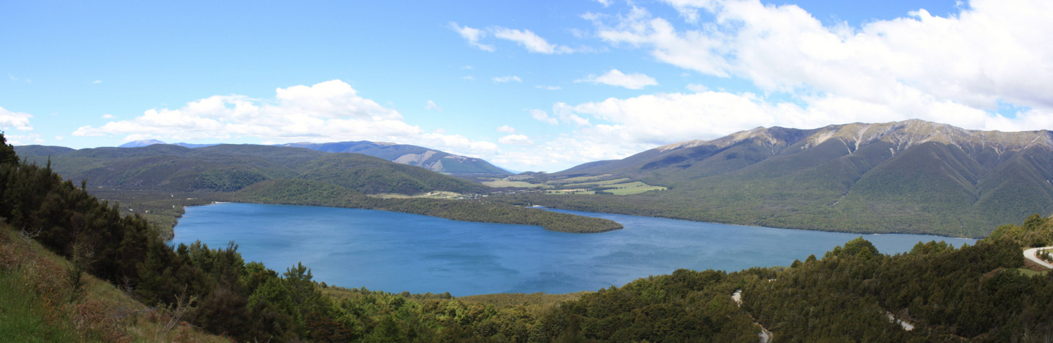 Lake Rotoiti vom Mt Robert aus