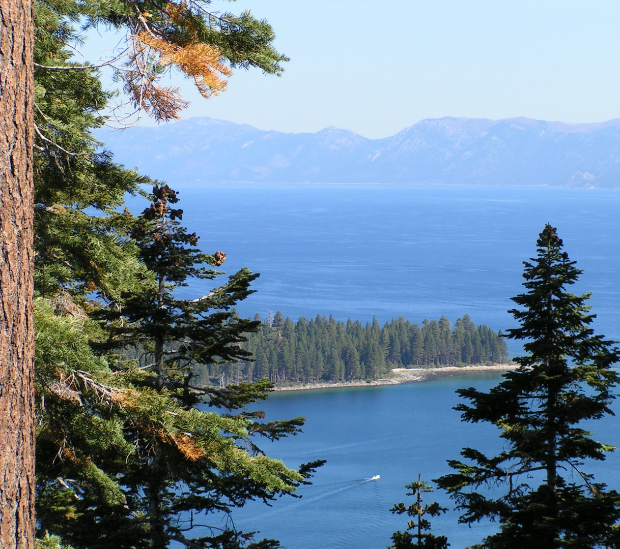 Lake Tahoe mit Emerald Bay