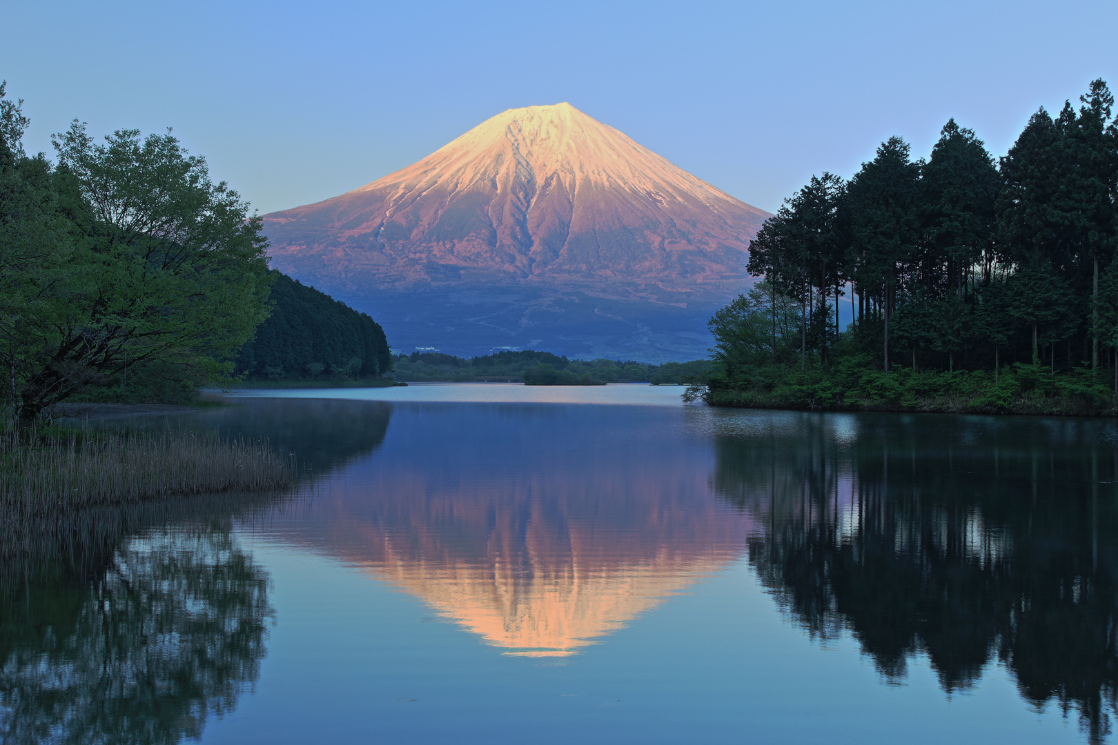 Lake Tanuki at Sunset