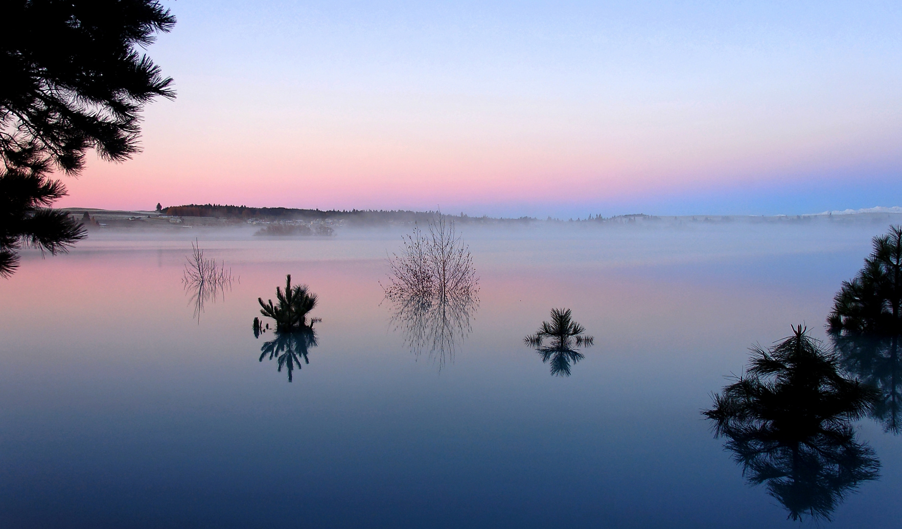 Lake Tekapo in the morning