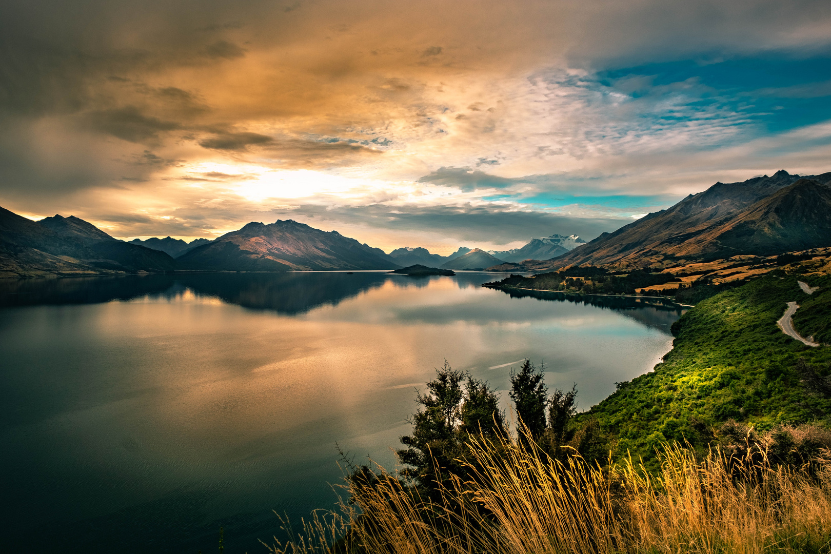 Lake Wakatipu