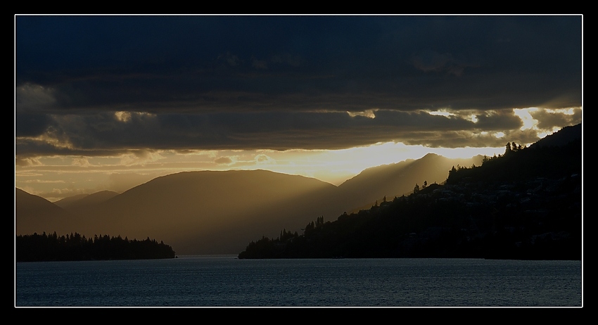 Lake Wakatipu - Neuseeland