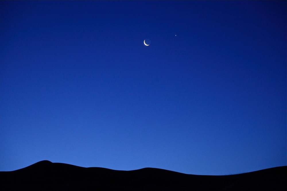 L'alba nel deserto