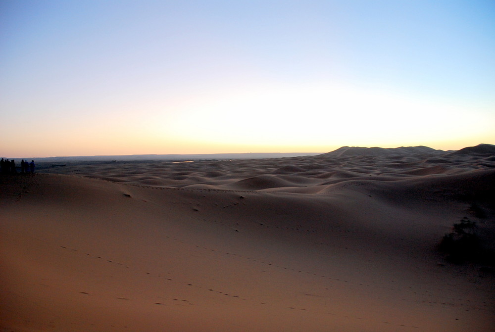 L'alba nel deserto