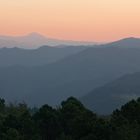 L'alba sulla Val di Bisenzio