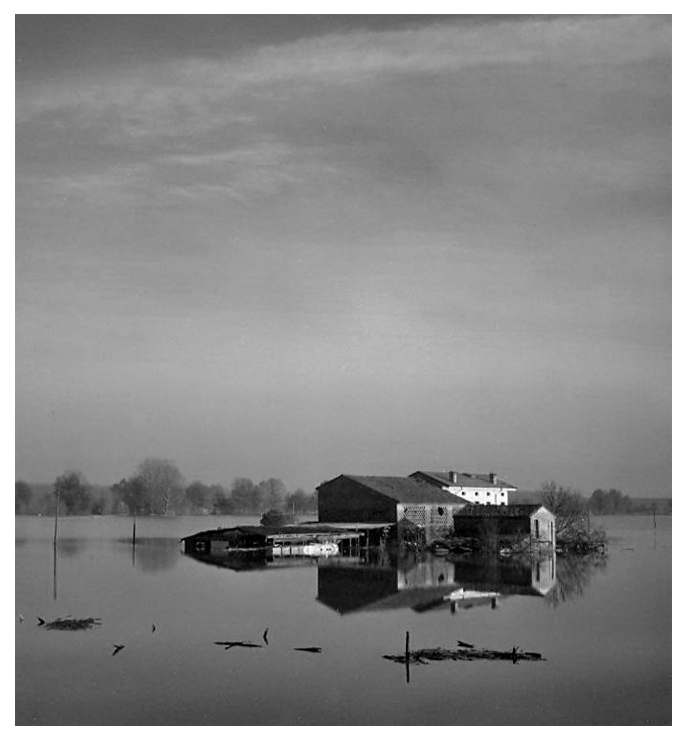 -:((( L'alluvione del 2001 S. benedetto Po .