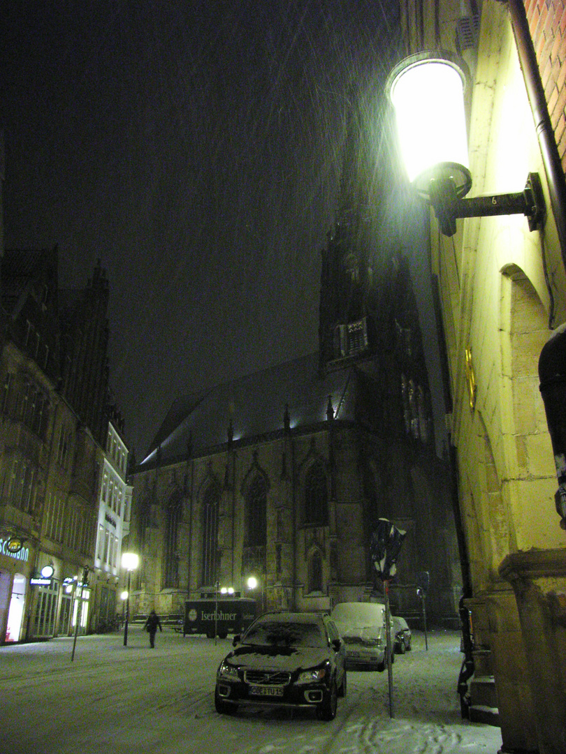 Lambertikirche Münster in winterlicher Schneenacht