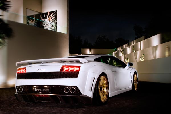 Lamborghini bei Nacht 07