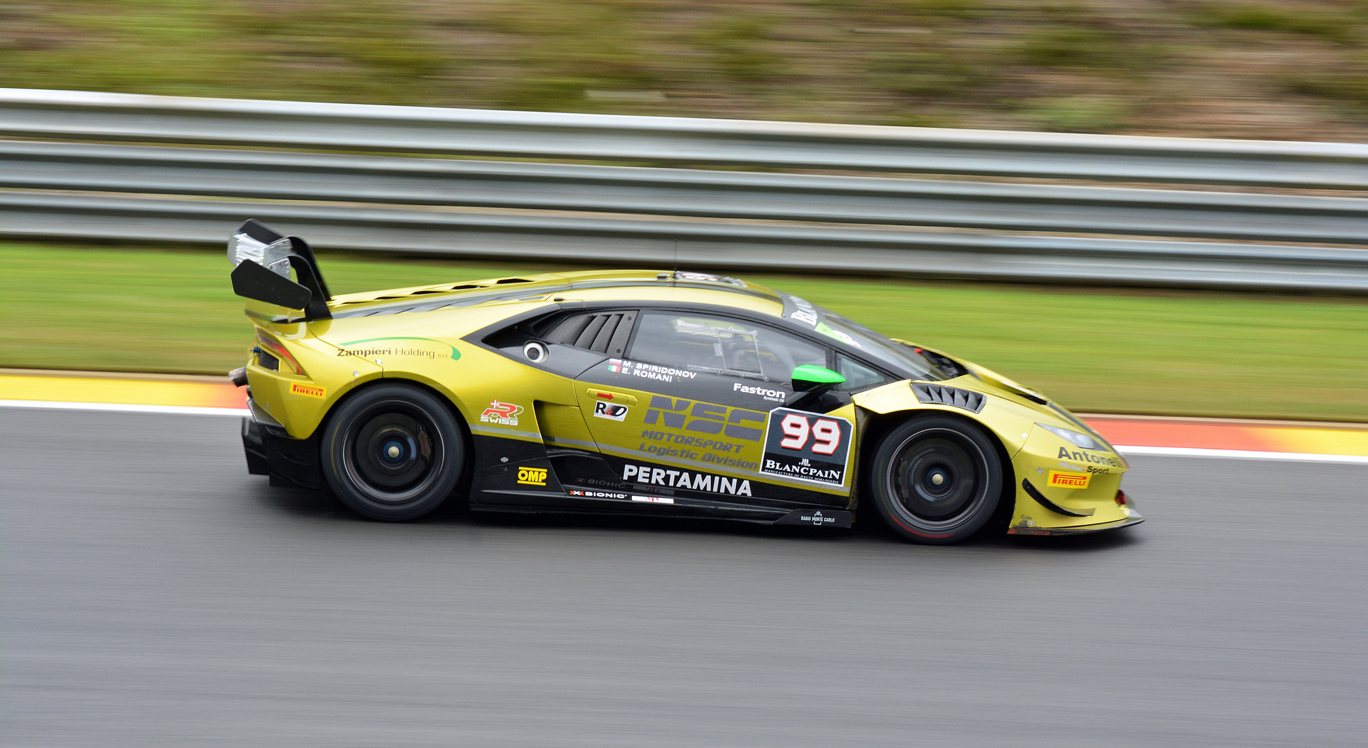 Lamborghini Huracán LP 620-2 Super Trofeo 