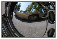 Lamborghini Miura Spiegelung