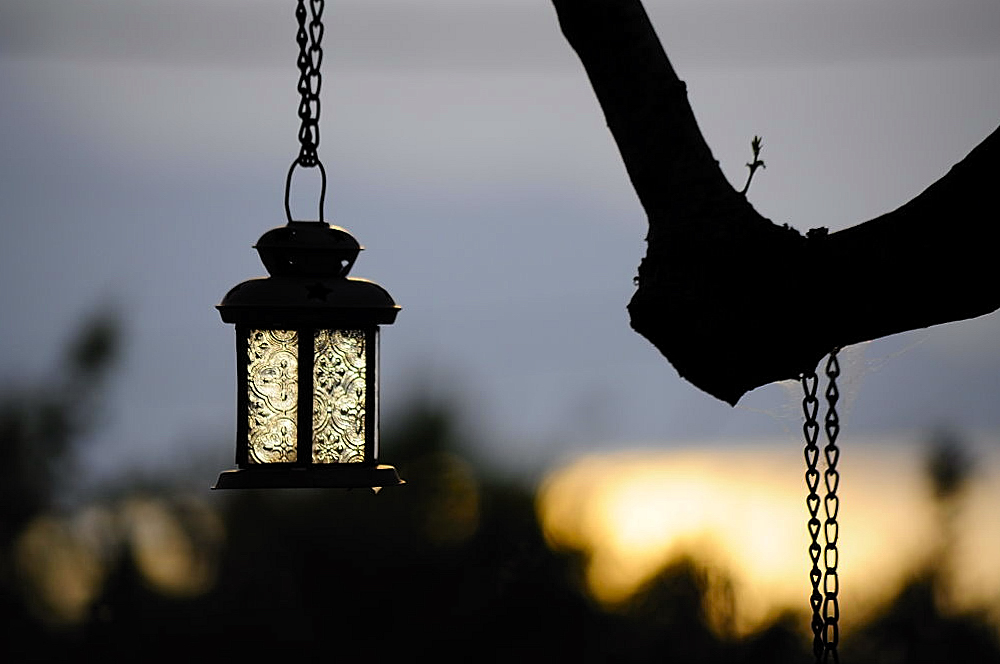 Lampe beim Sonnenuntergang