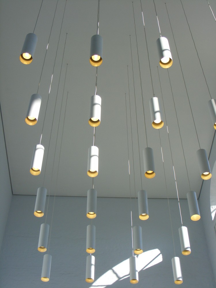 Lampen tropfen von der Decke Foto & Bild | lampen und leuchten