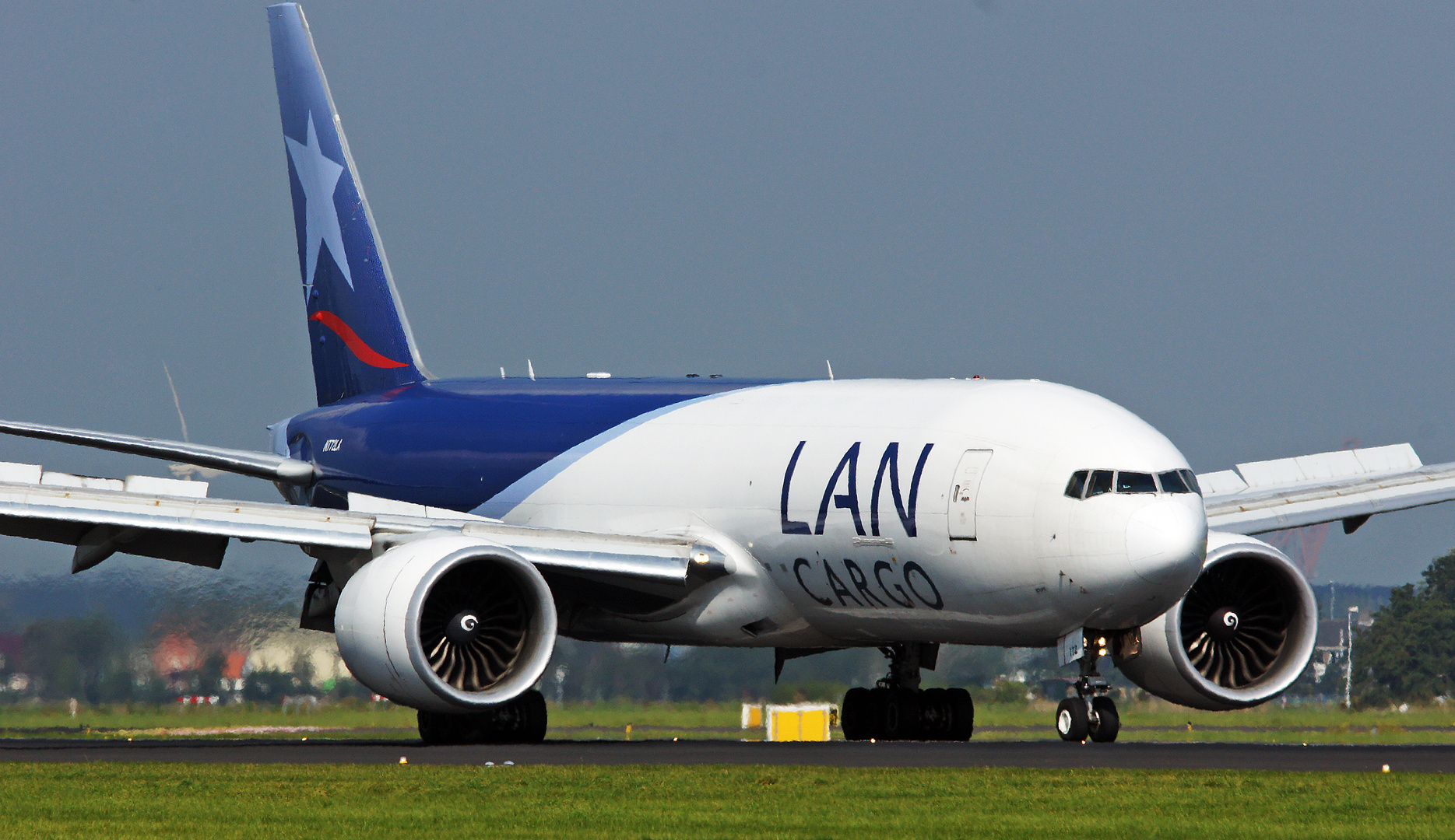 LAN CARGO