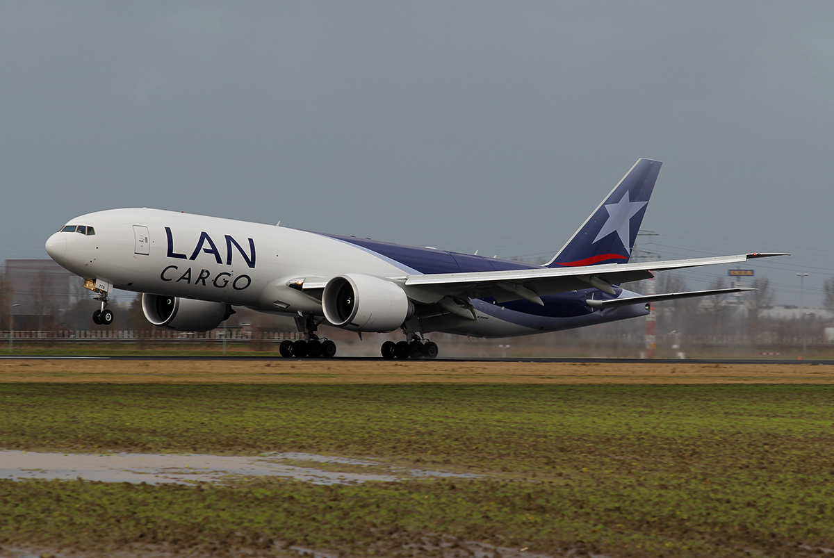 LAN Cargo