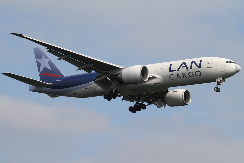 LAN Cargo