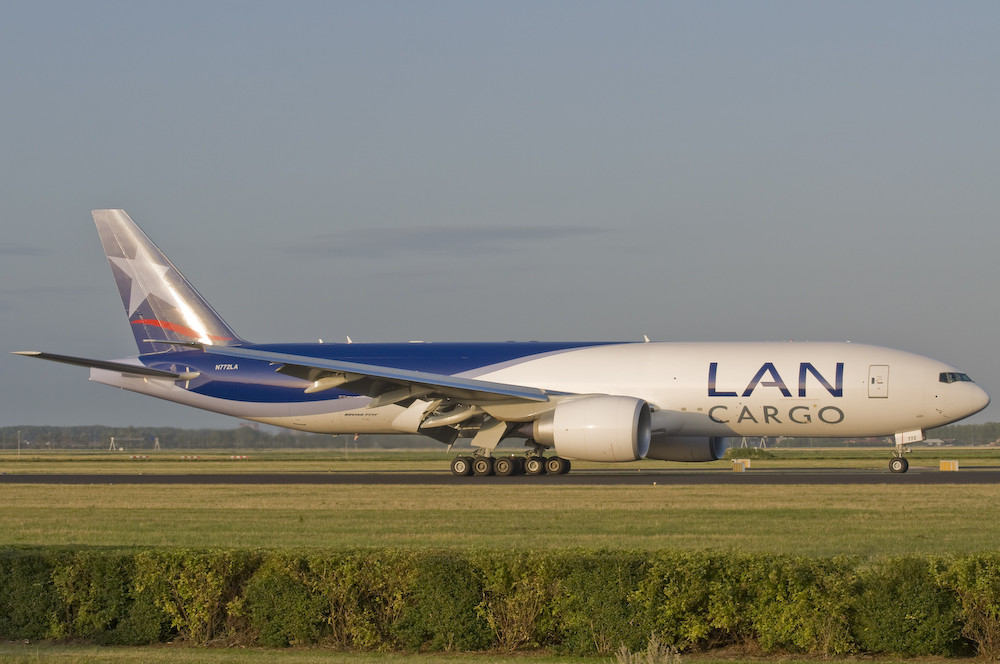 LAN Cargo - Boeing 777-F6N