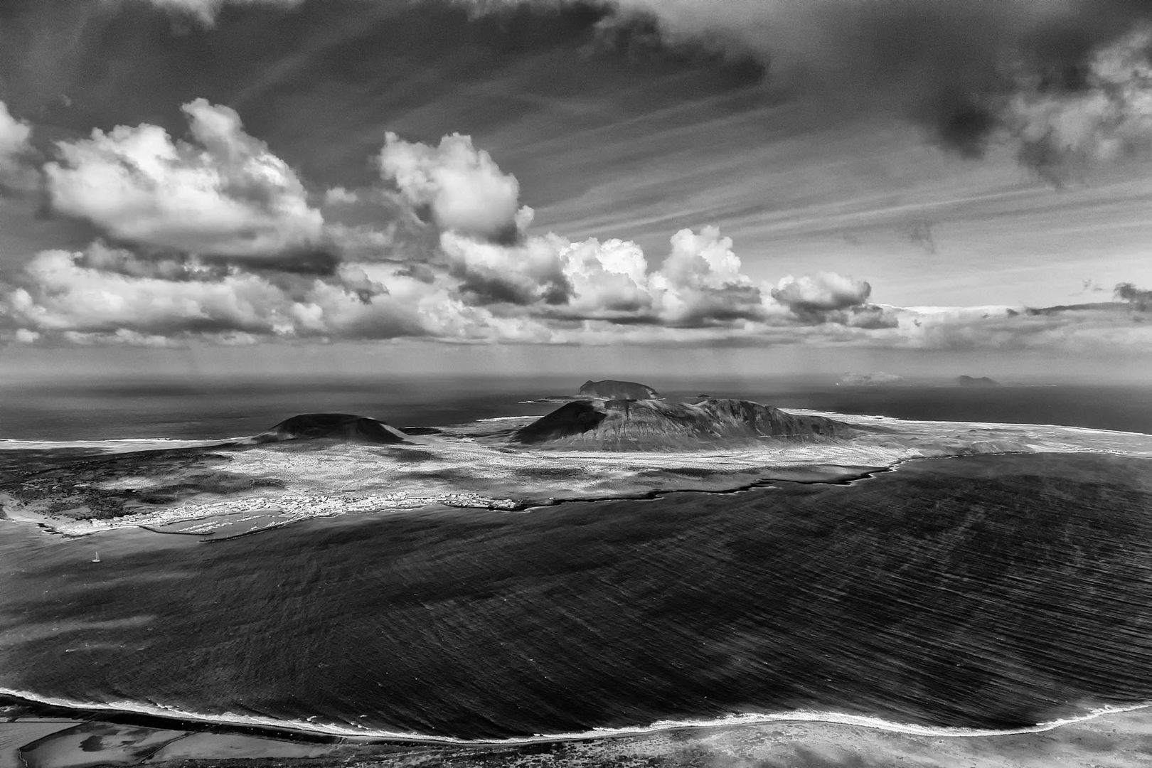 Land in bw