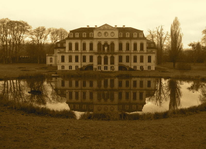 land schloß