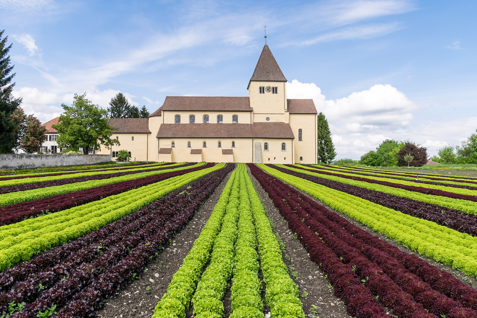 Land und Kirche