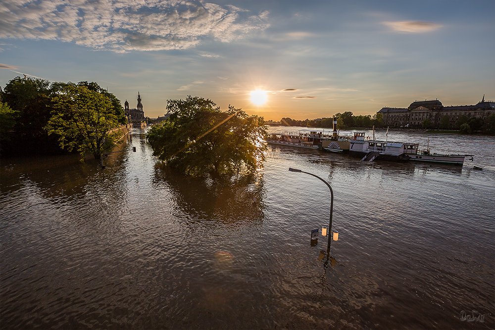 "Land unter..."