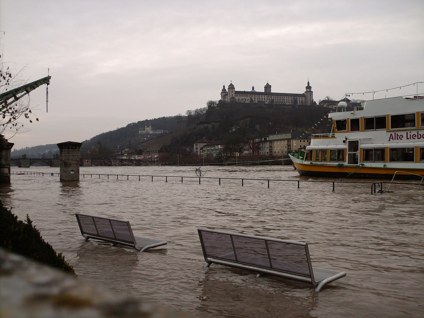 Land-unter