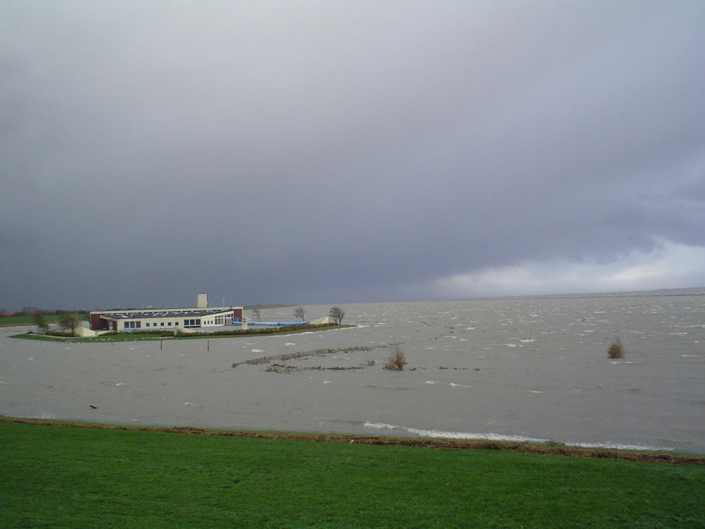 Land Unter in Dornumersiel