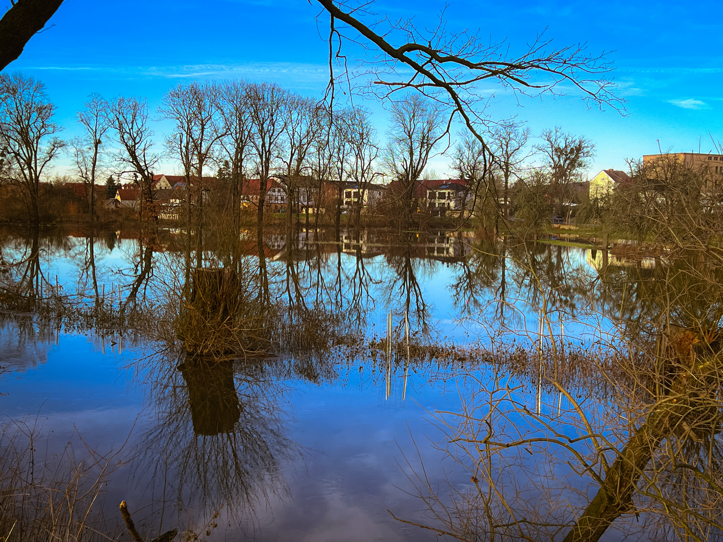 Land unter Wasser