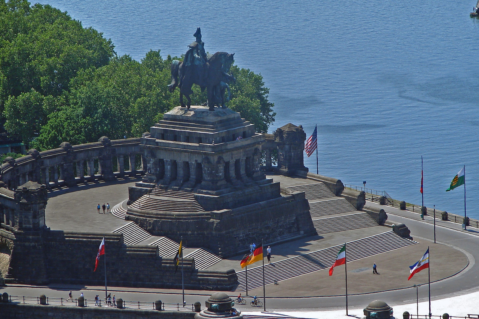 Land zwischen Rhein und Mosel