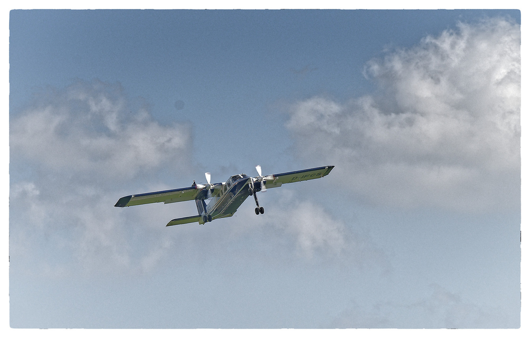 Landanflug auf Flugplatz Harle (EDXP)  