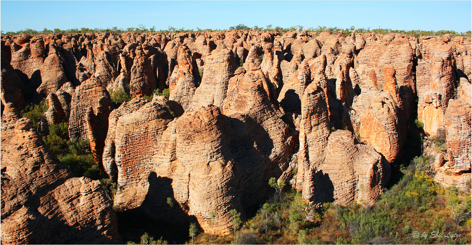 Landing Approach  /  Lost City *** 