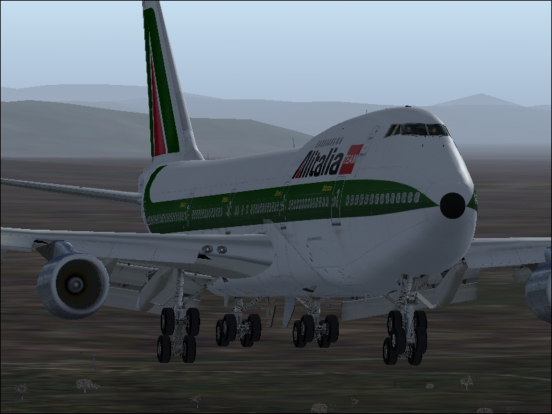 Landing at Fiumicino Airport Boeing 747-200 RR