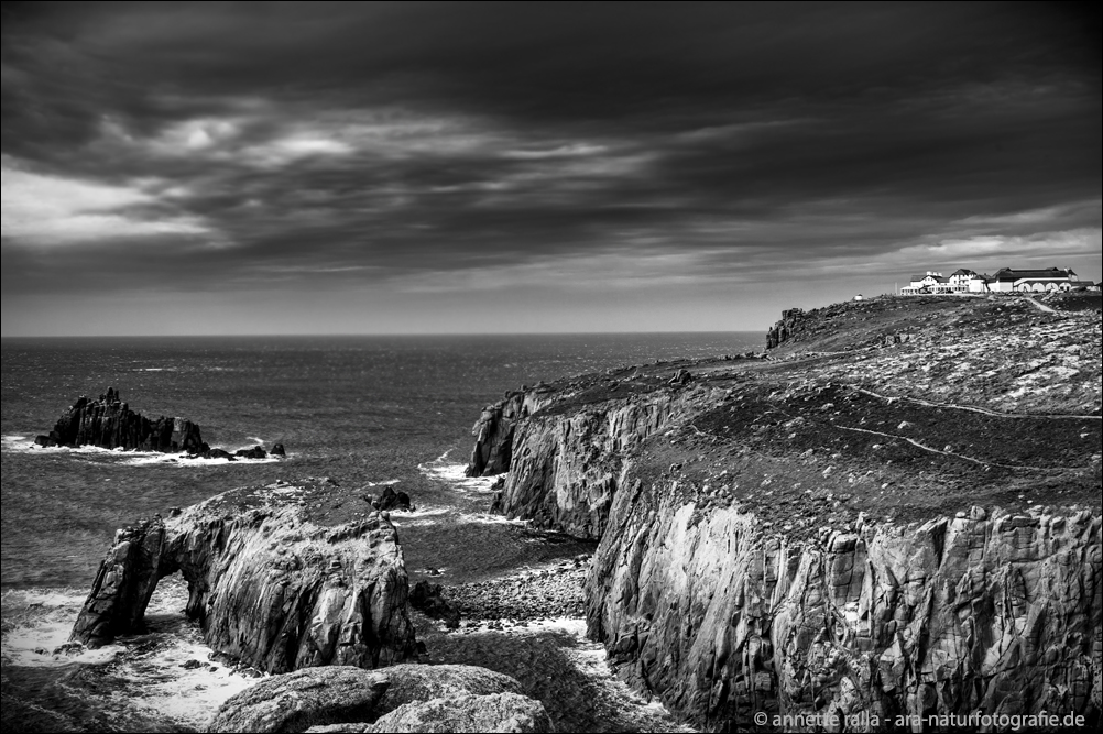 Land's End (2)