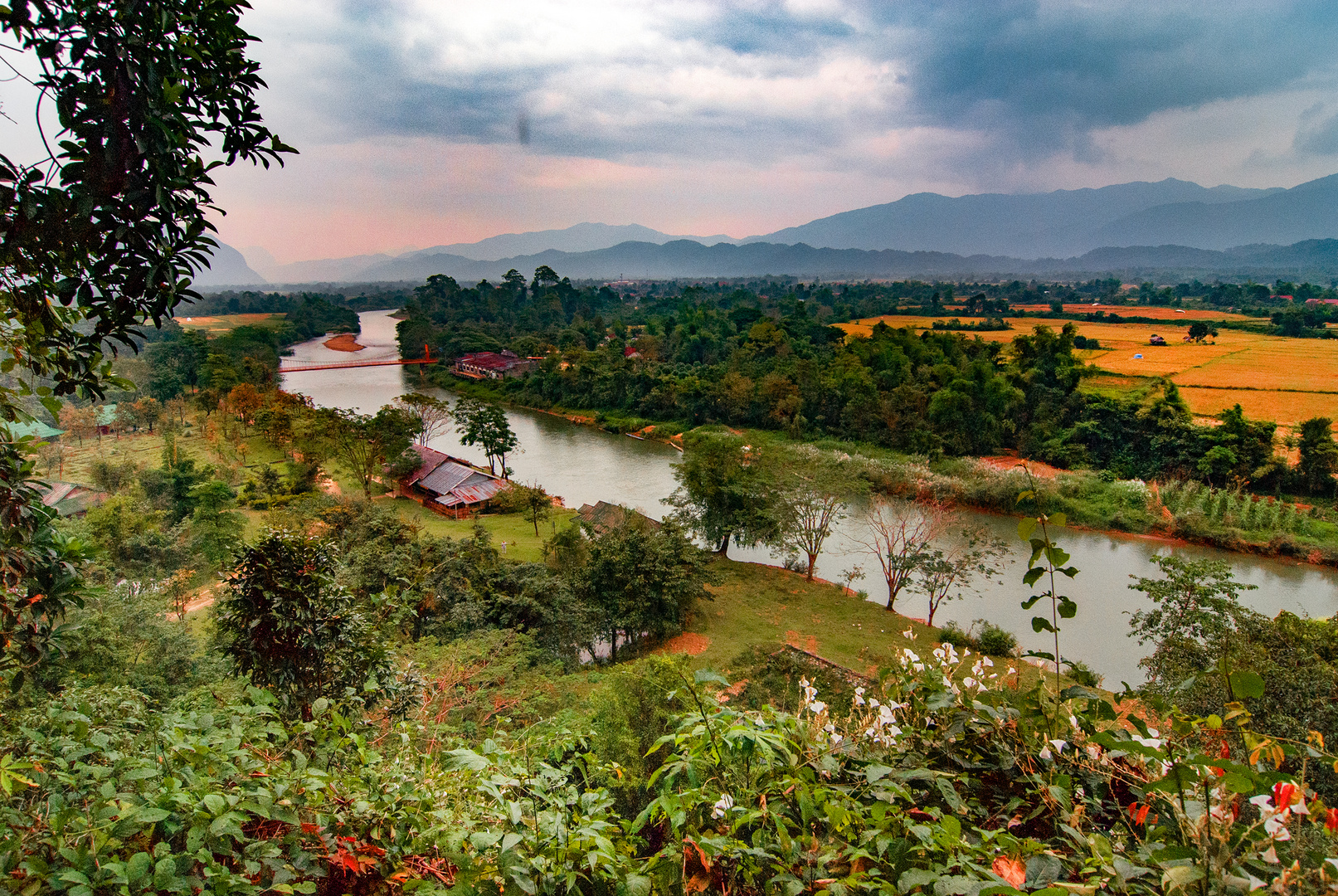 Landscape along the Nam Xong river