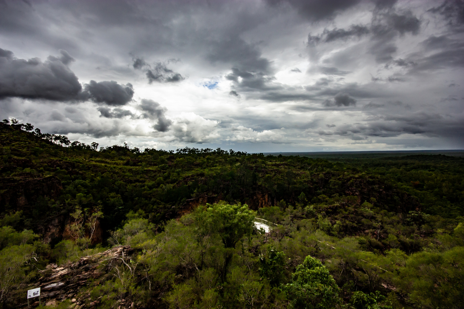 Landscape @ Tolmer Falls