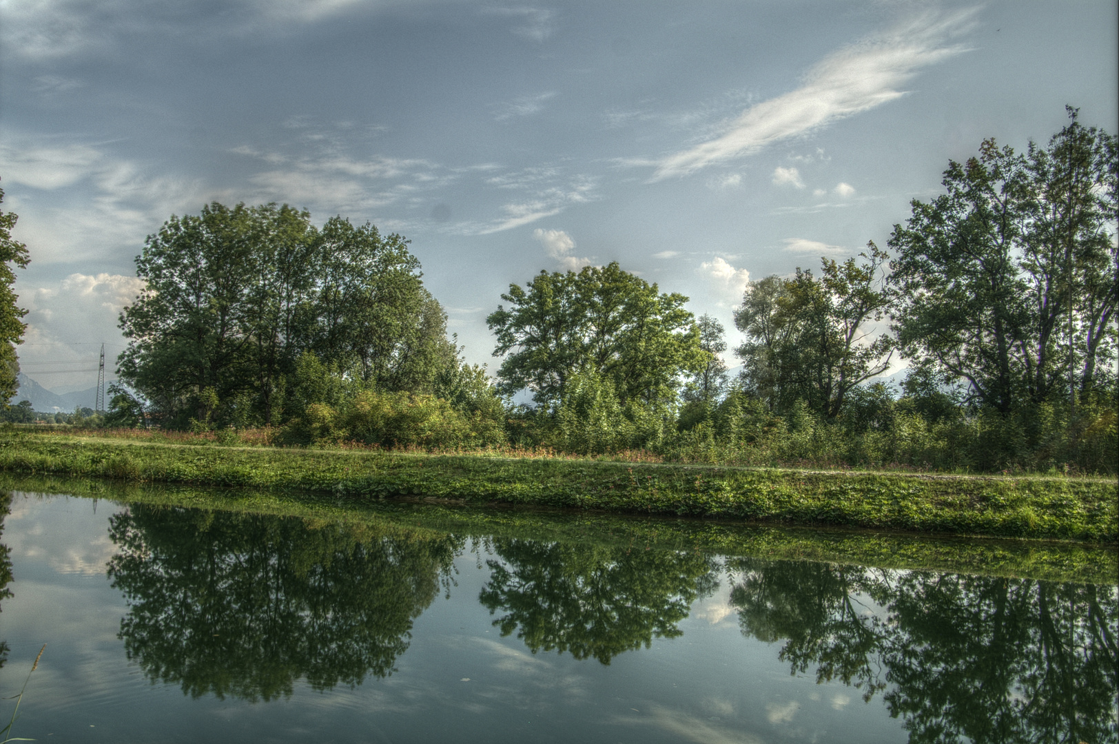 Landschaft am Flussufer