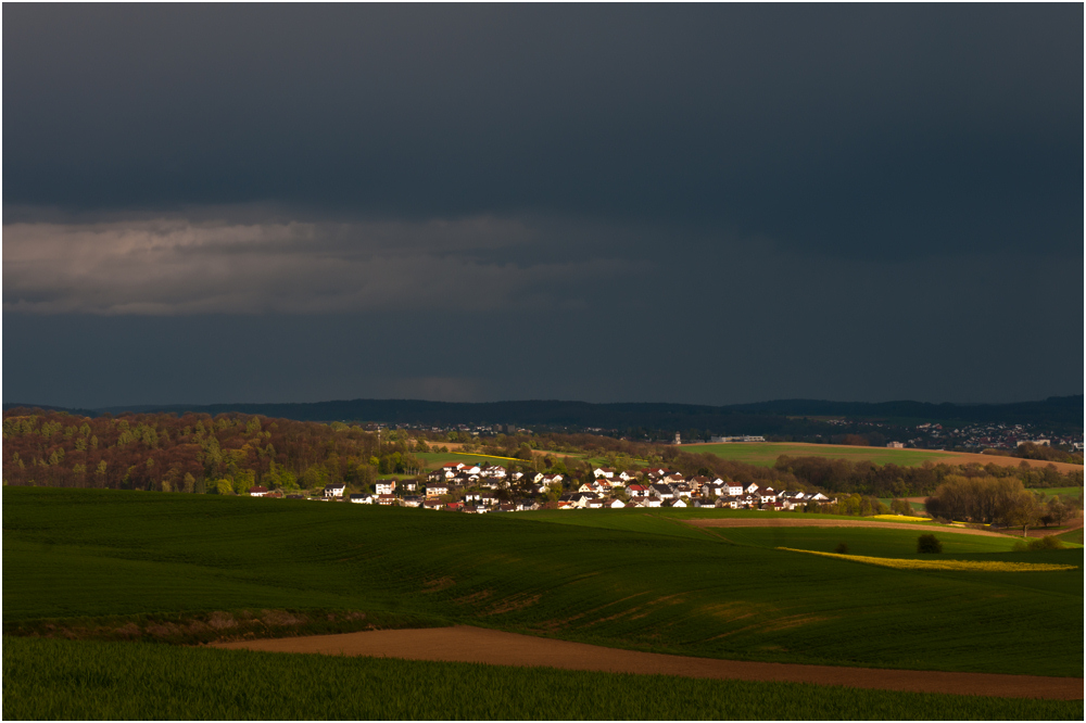 Landschaft - Aprilwetter - Hoffenheim.