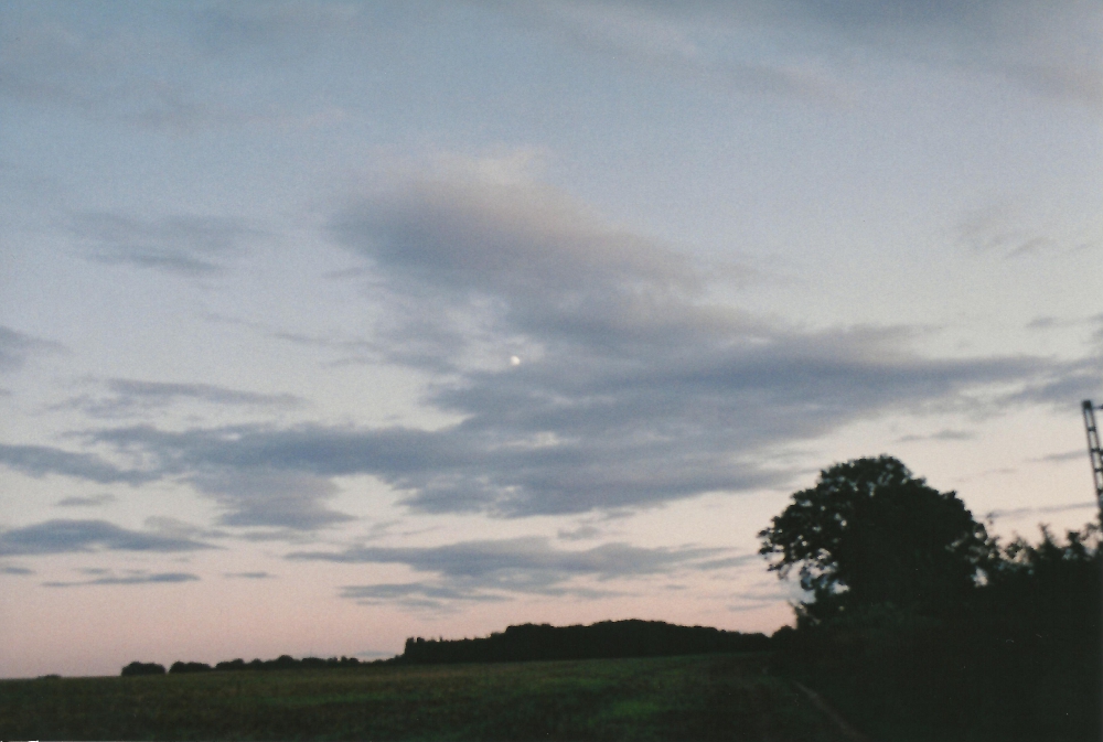 Landschaft bei Mondesaufgang